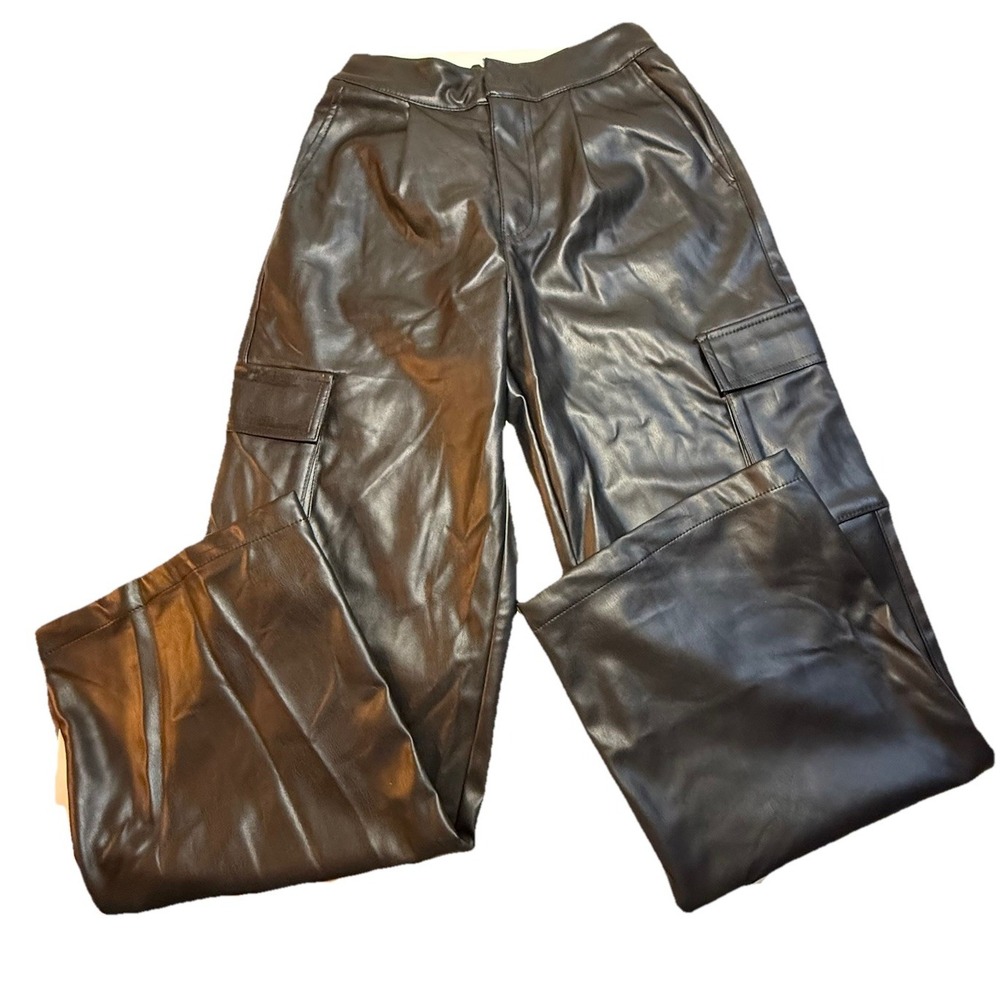 Forever 21 Faux Leather Cargo Pants Black Elastic Waist Size Small